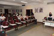 جلسه دفاع از پایان نامه دستیار زنان بیمارستان زنان برگزار شد